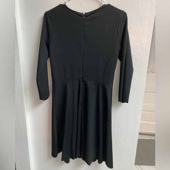 Lulus scalloped black dress. Size Medium - Picture 2 of 4